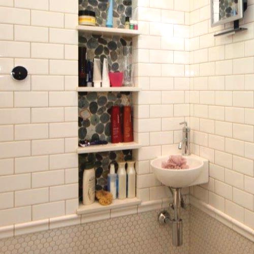 Master Shower - Robin Way